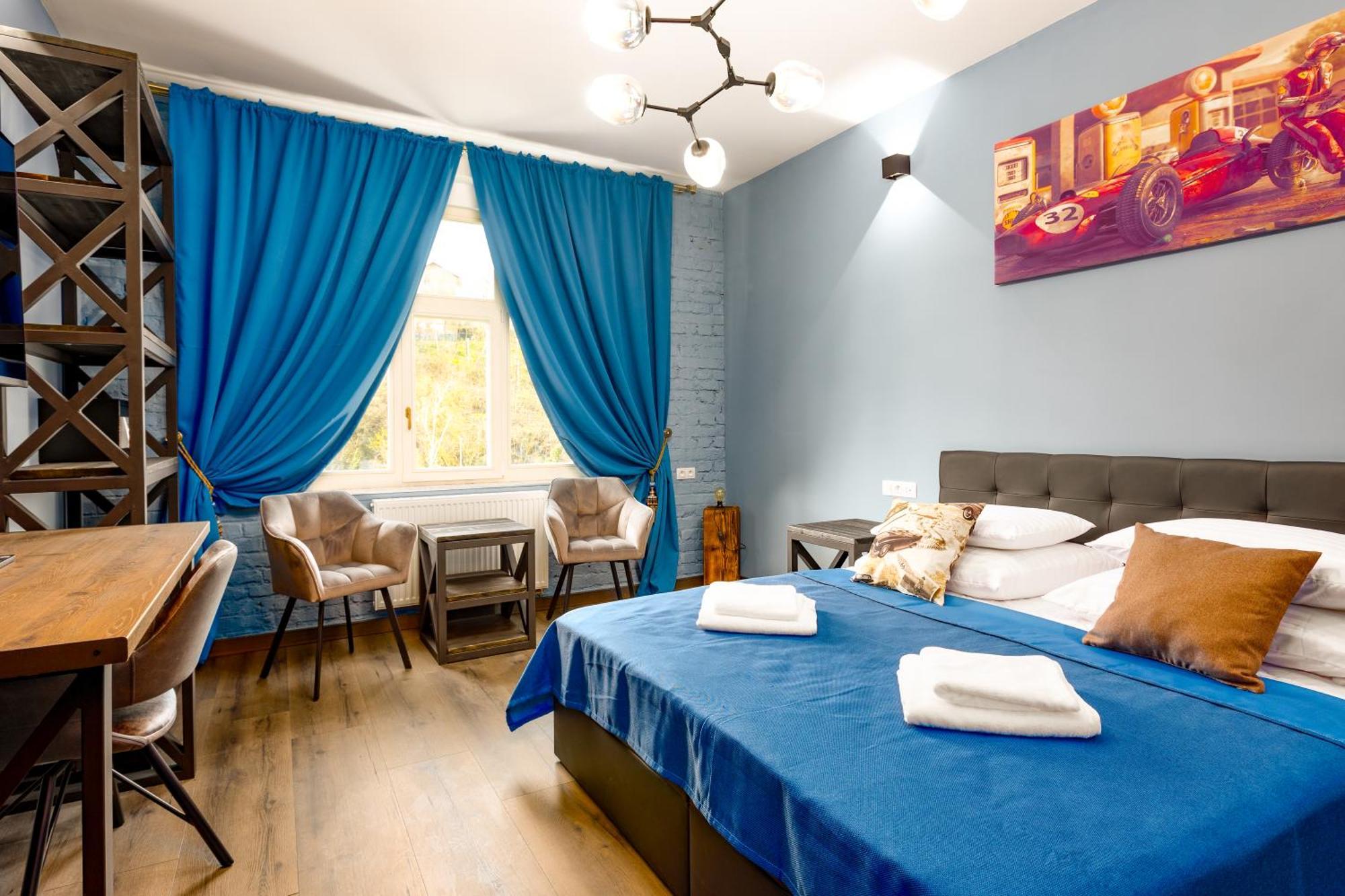 Karlovy Charme By Rentez Apartment *