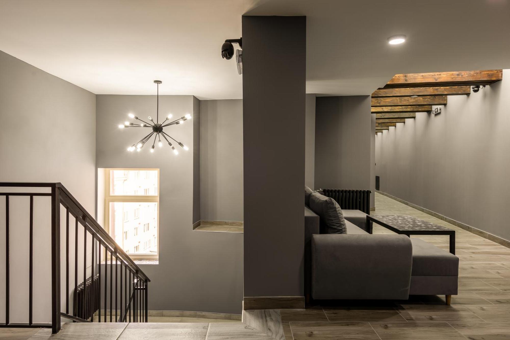 Apartment Karlovy Charme By Rentez