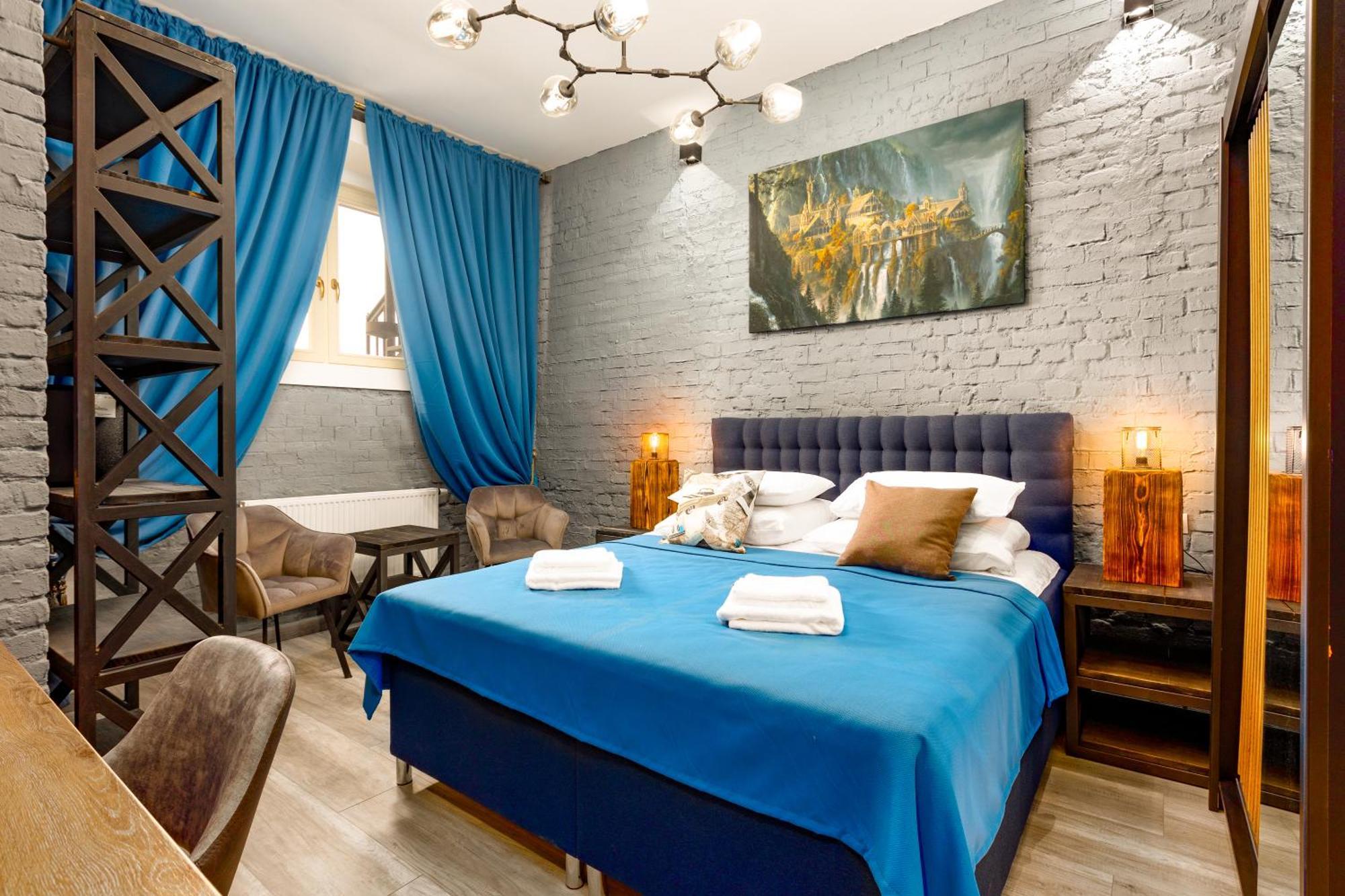 Apartment Karlovy Charme By Rentez *